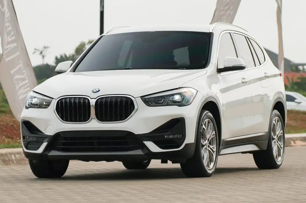 Best Value! BMW X1 F48 Sport 2021 LCI Facelift White c200 320i x3 crv