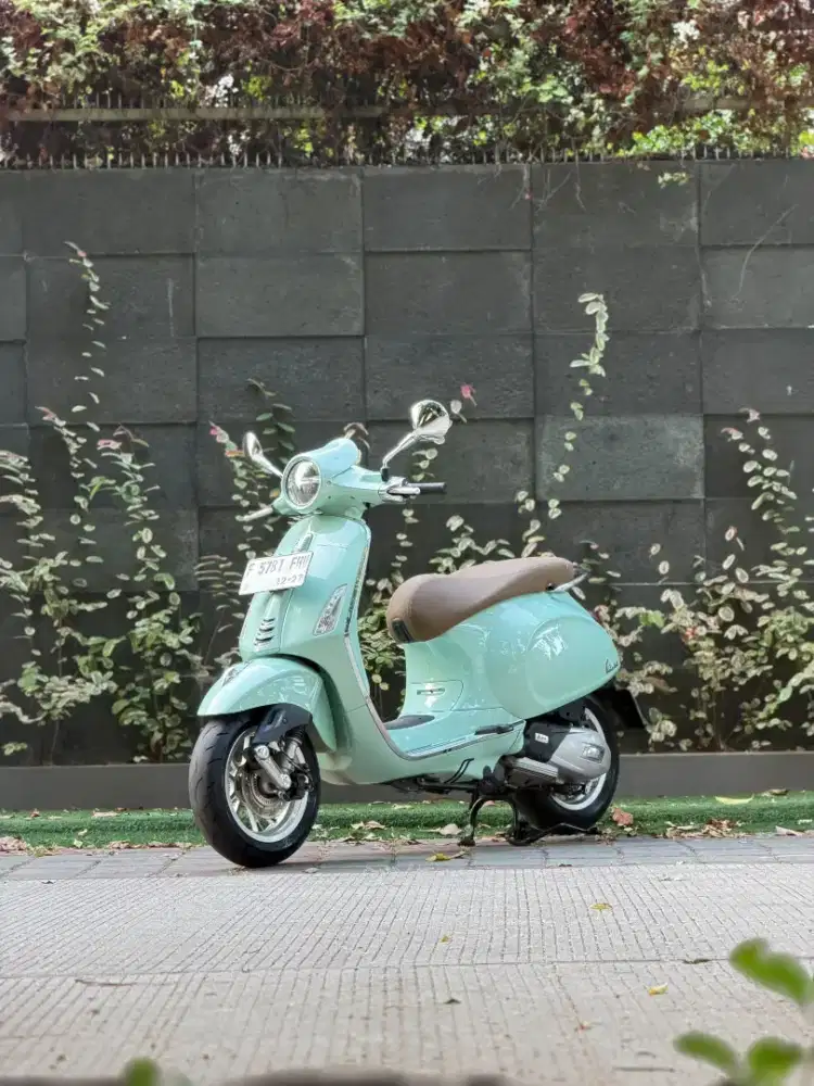 VESPA PRIMAVERA 150 IGET ABS LED TH 2022 PERFECT CONDITION