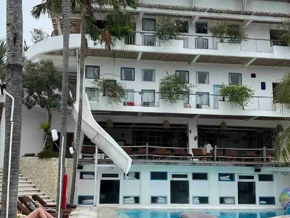 Hotel Pantai BatuBolong Canggu