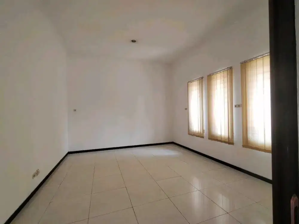 RIC.A119 MURAH Rumah Mulyosari Utara Surabaya Kawasan Nyaman, Siap Huni