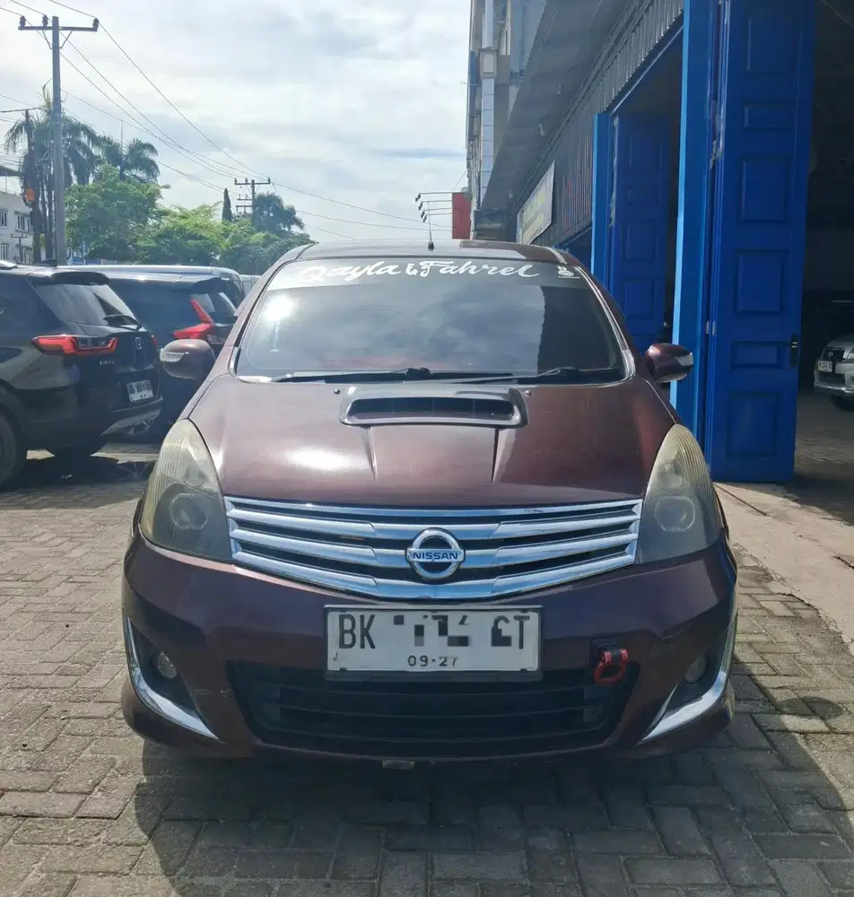 Grand Livina Highway Star Manual 2012 Merah