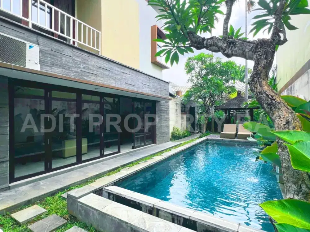 Villa dewi saraswati seminyak badung bali