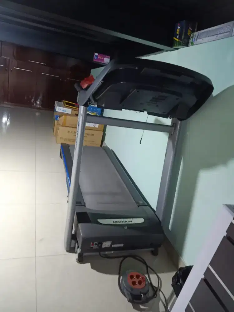 Jual cepat treadmill horizon fitnZ