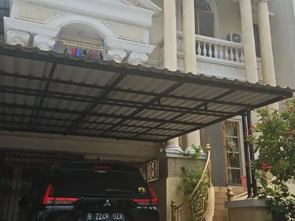 Rumah 2,5 Lantai Mezzanine Di Meditrania Boulevard PIK