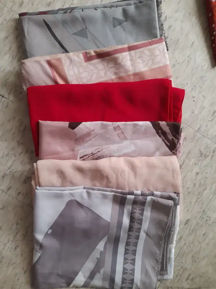 Kerudung Segi 4 (6 pcs)
