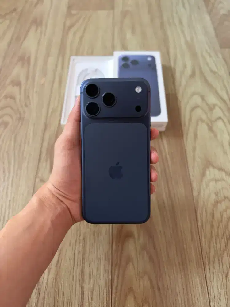 iPhone 17 Pro Max 256Gb Blue iBox