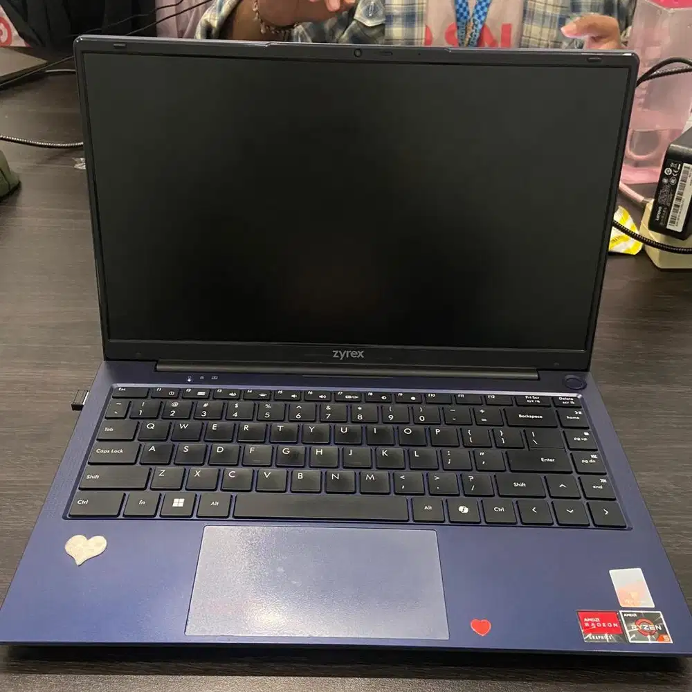 Zyrex Notebook D - Tech