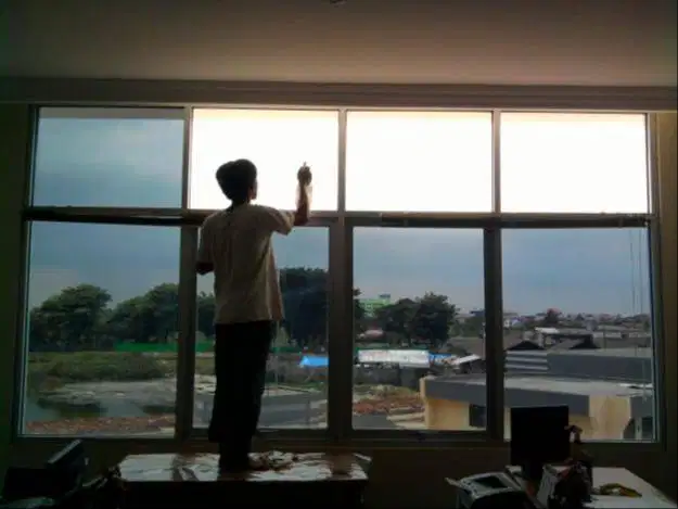 Kaca Film Panggilan ke rumah toko kantor anda