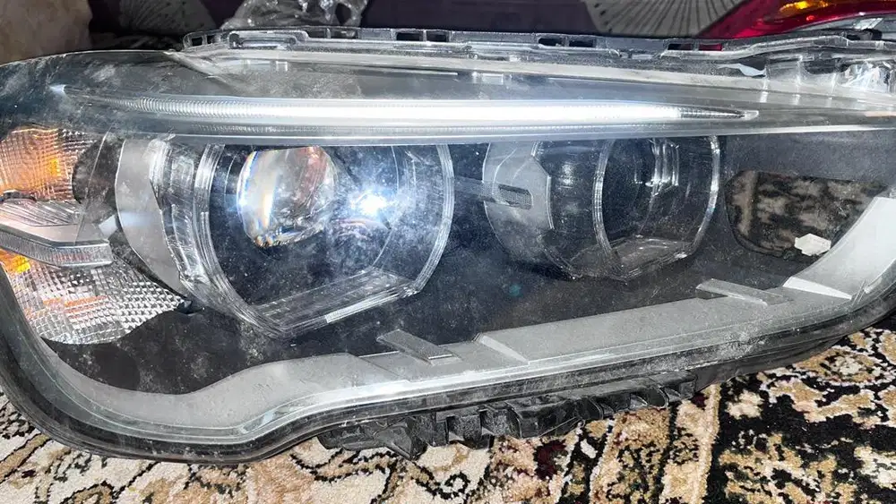 sparepart lampu mobil