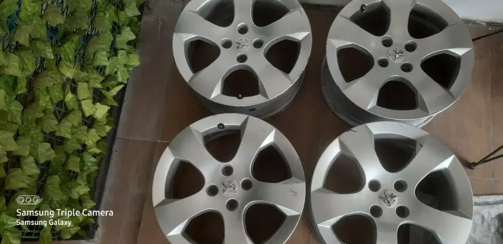 Velg Peugeot Navara Ring 17