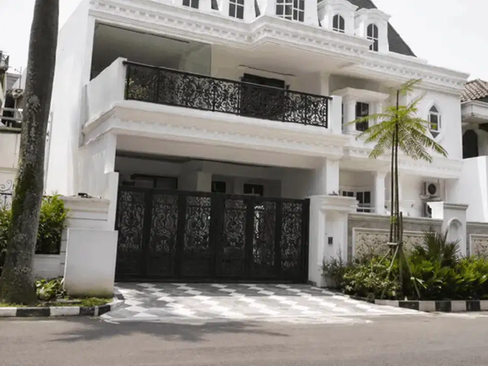 Dijual Rumah Mewah &  Eksklusif Dalam Komplek Di Tanjung Barat