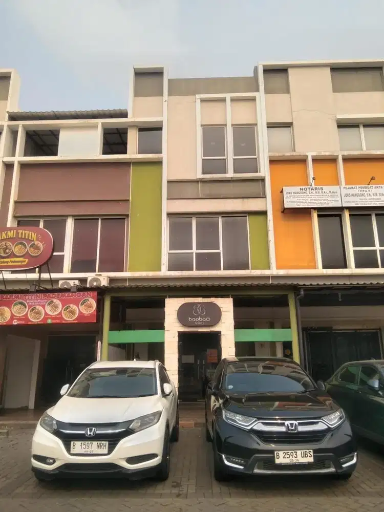 Disewakan ruko 3 lantai di gading serpong
