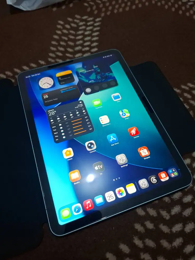 beli ipad m4 11 WIFI 128gb pembelian 15 oktober 2026