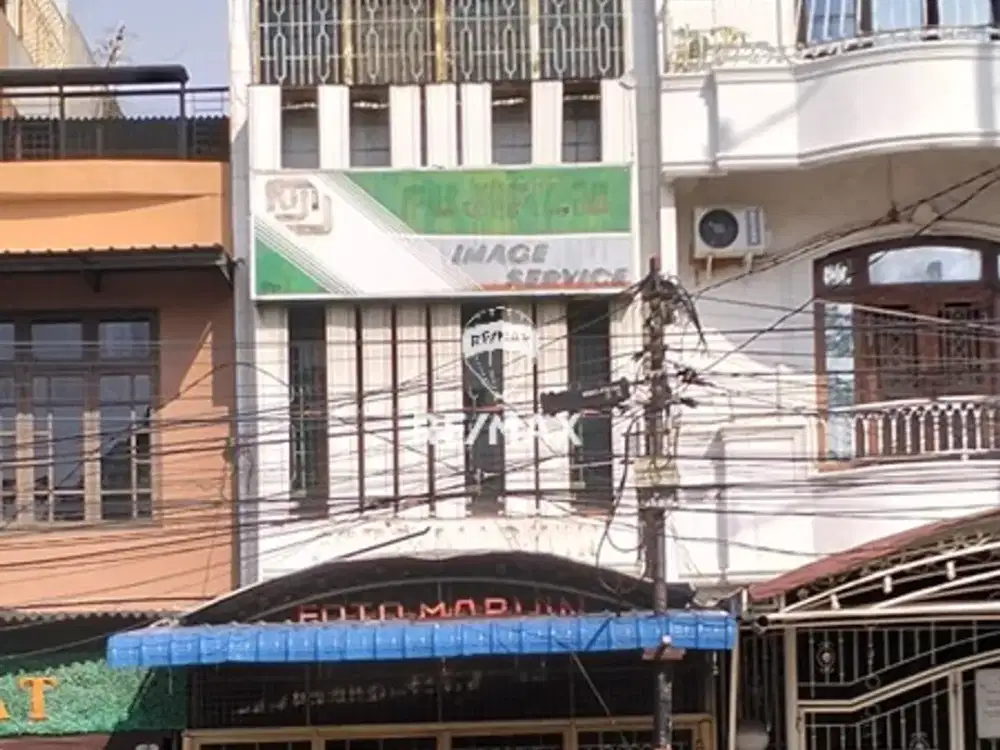 DIJUAL RUKO JL S. PARMAN STRATEGIS DIPINGGIR JALAN RAYA - KOTA MEDAN