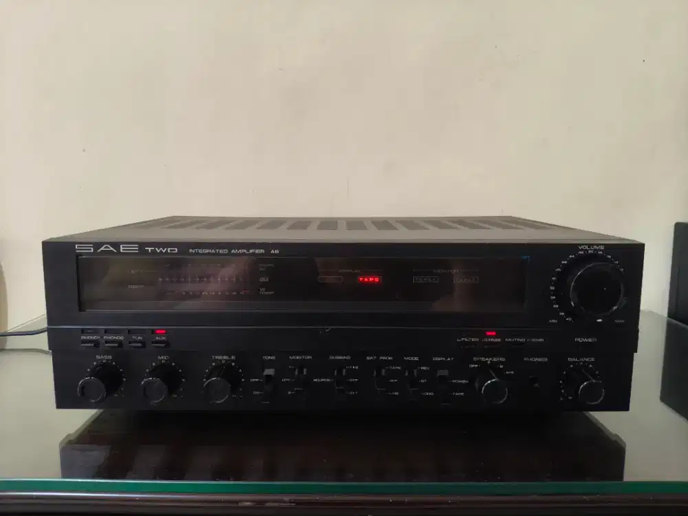 Amplifier SAE two A8 istimewa