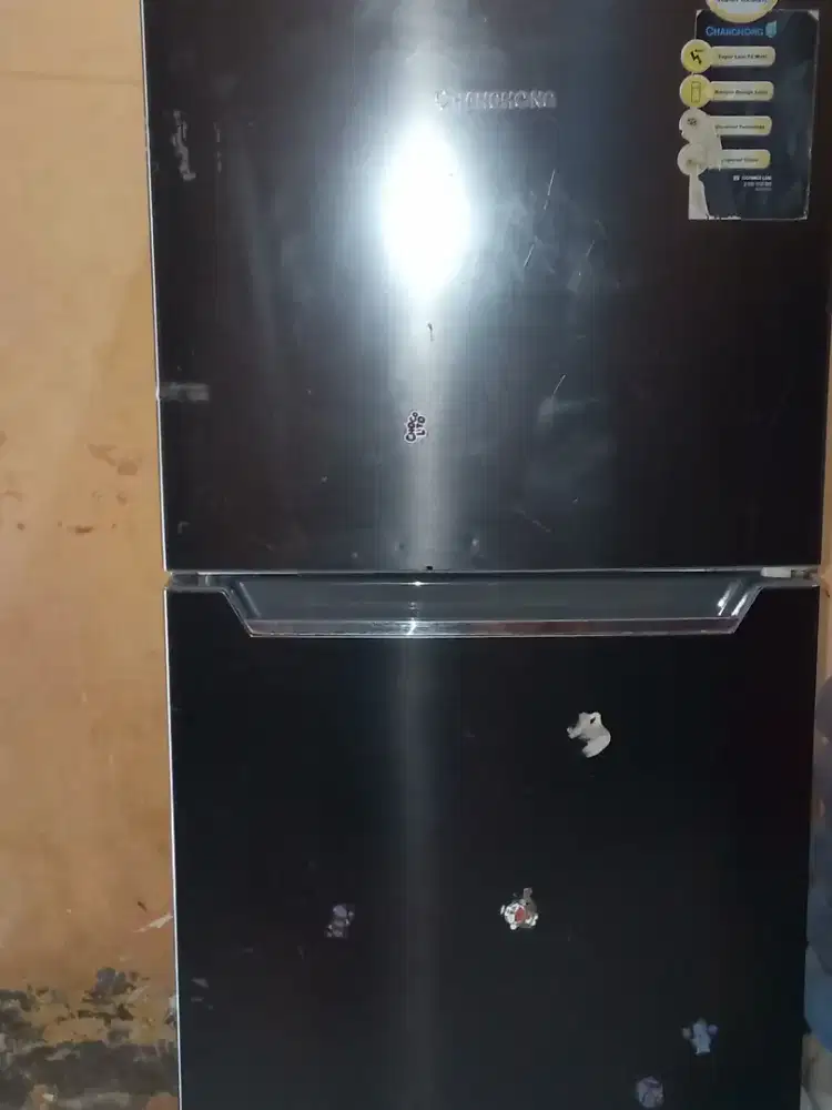Dijual kulkas 2pintu merk changcong