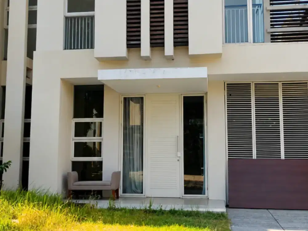Rumah Pakuwon City East Coast