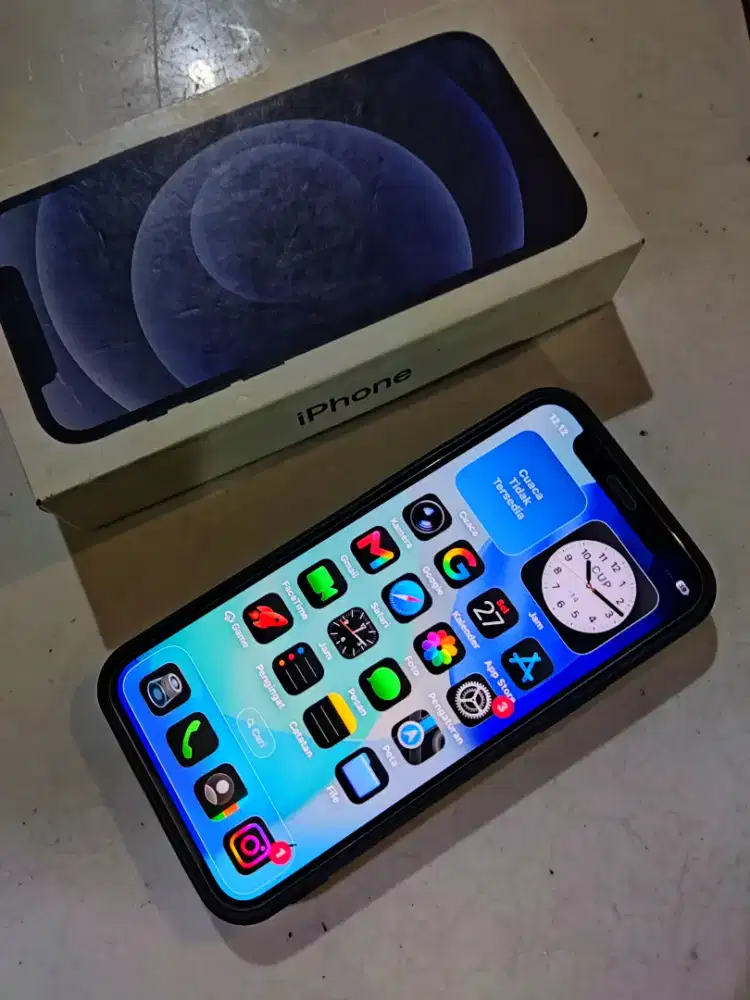 Iphone 12 mini fulset siap pakai wifi only