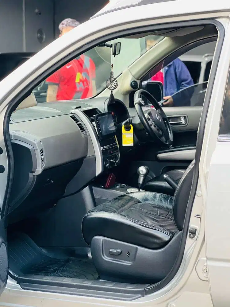 Nissan X-Trail 2010 Bensin