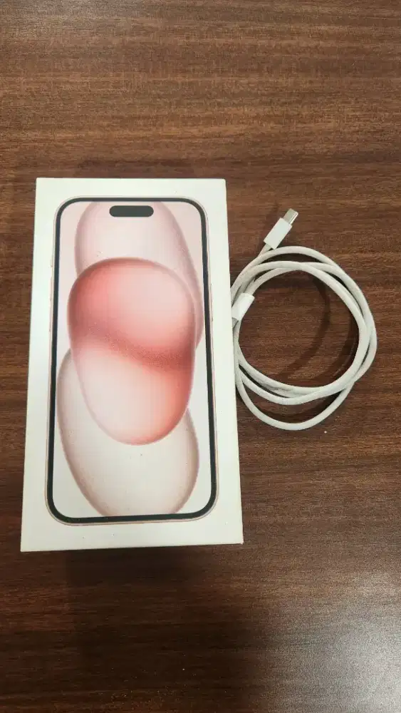 Iphone 15 pink ibox