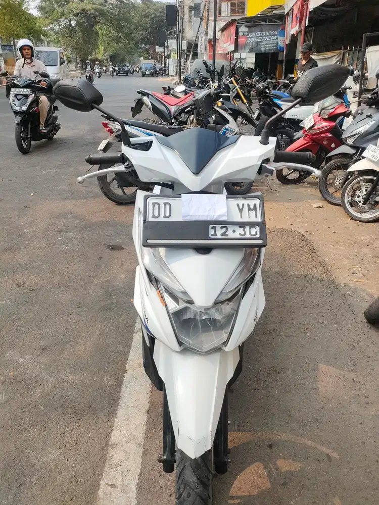 Honda Beat Eco 110cc 2018 Putih YM