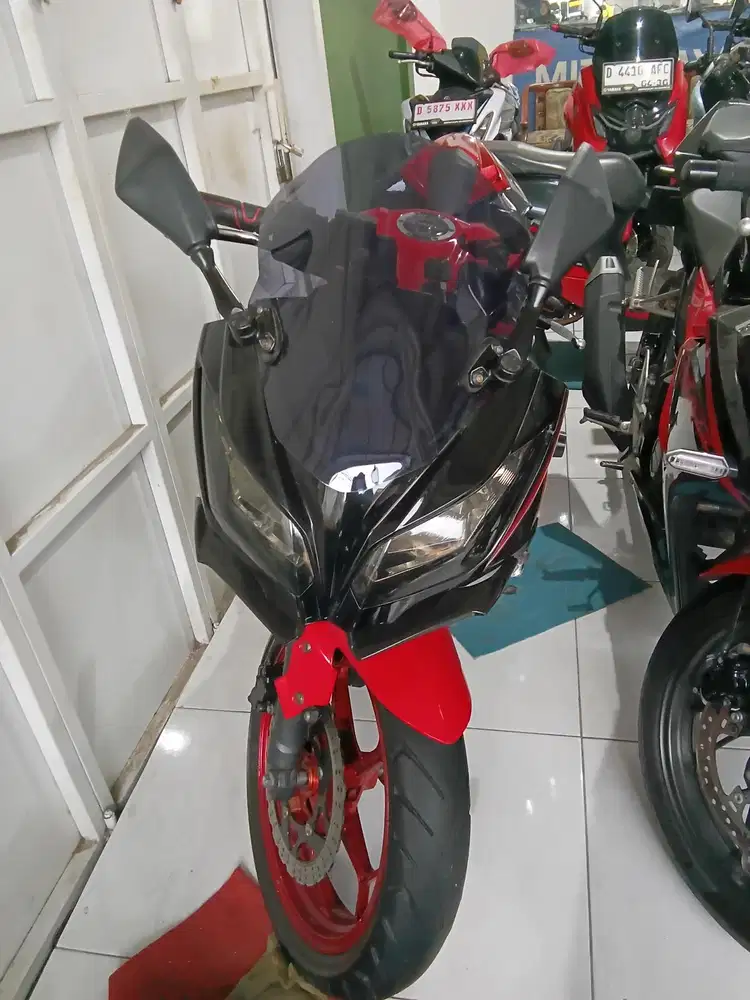 Kawasaki Ninja 250 FI SE Tahun 2015