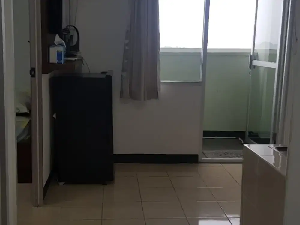 DIJUAL Apartemen dengan Posisi Hoek yang Nyaman dan Siap Huni dengan Fasilitas dan Furnitur yang Lengkap di East Point, Cakung, Jakarta Timur