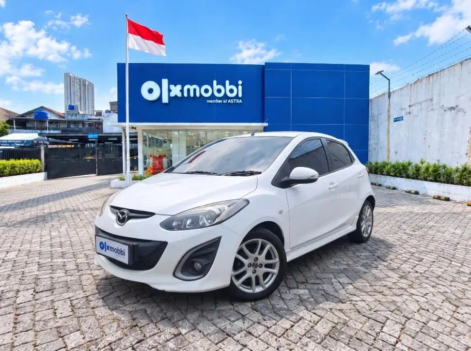 LOW DP Mazda 2 1.5 R Bensin-AT 2014 BMV