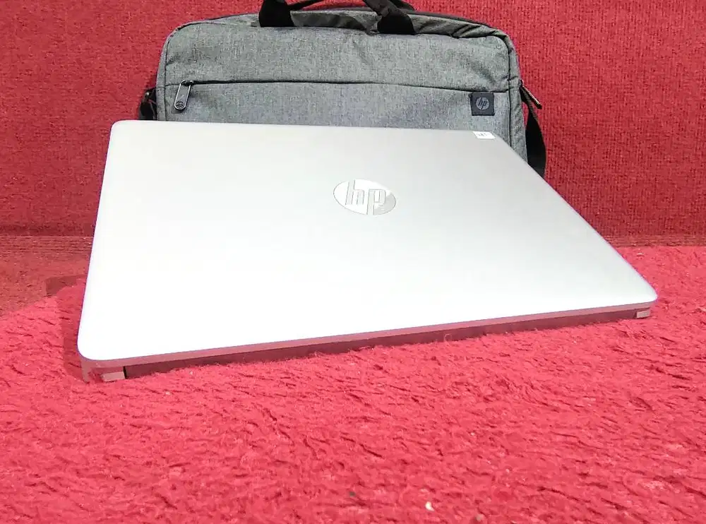 Laptop HP 14S-DQ5155TU Core i7-1255U RAM 32GB SSD 512GB MALANG