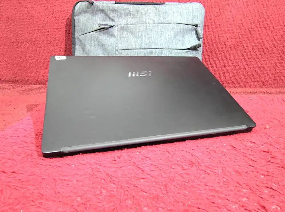 Laptop MSI 14 C12 Core i3-1215U RAM 8GB SSD 256GB MALANG