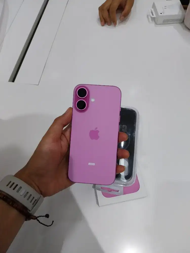 Promo cicilan iPhone 16 128gb cuma pake KTP aja