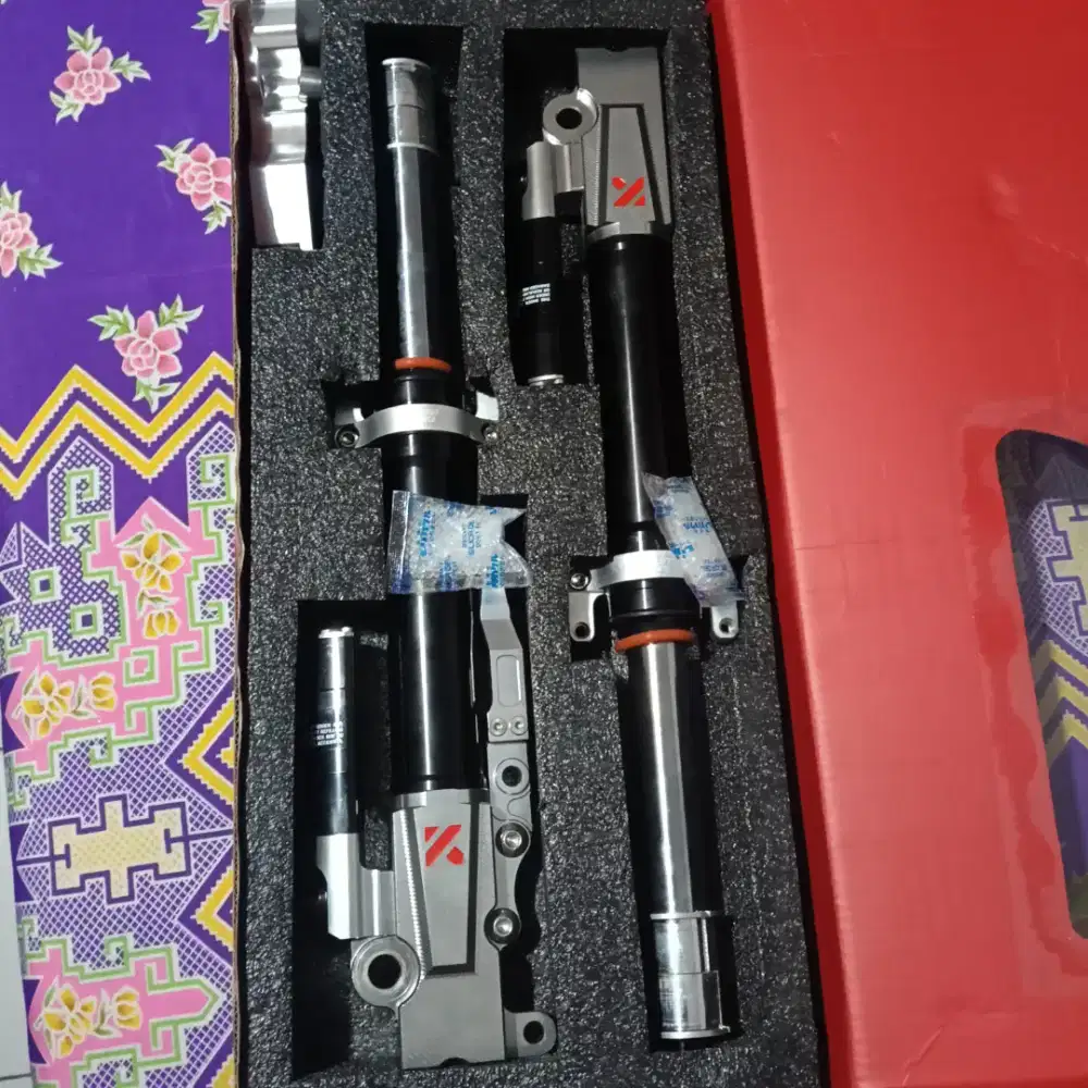 Shockbreaker depan merk kyta