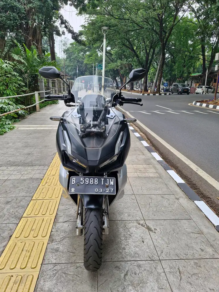 DIJUAL CASH HONDA ADV 150 CBS ISS THN 2022 PJK IDUP SIAP PAKAI
