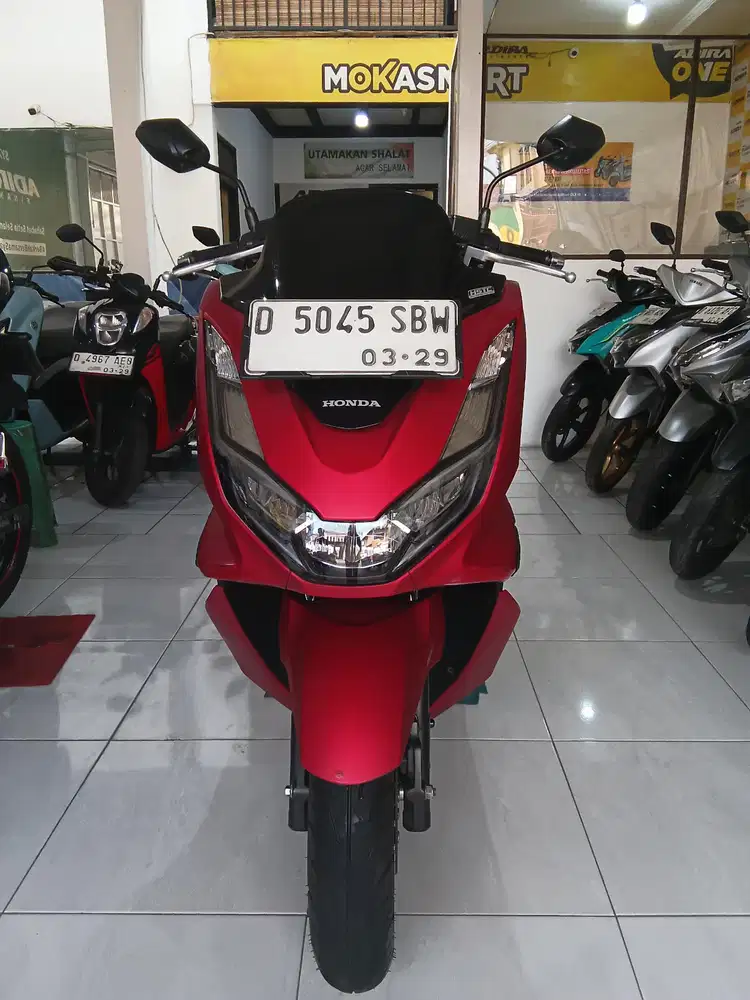 Honda PCX 160 Tahun 2024