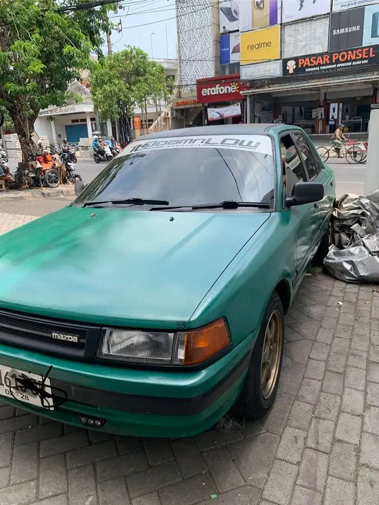 Mazda 323 1990 Bensin