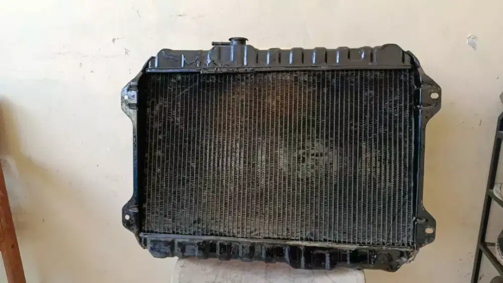 Dijual niih RADIATOR k 7 bensin