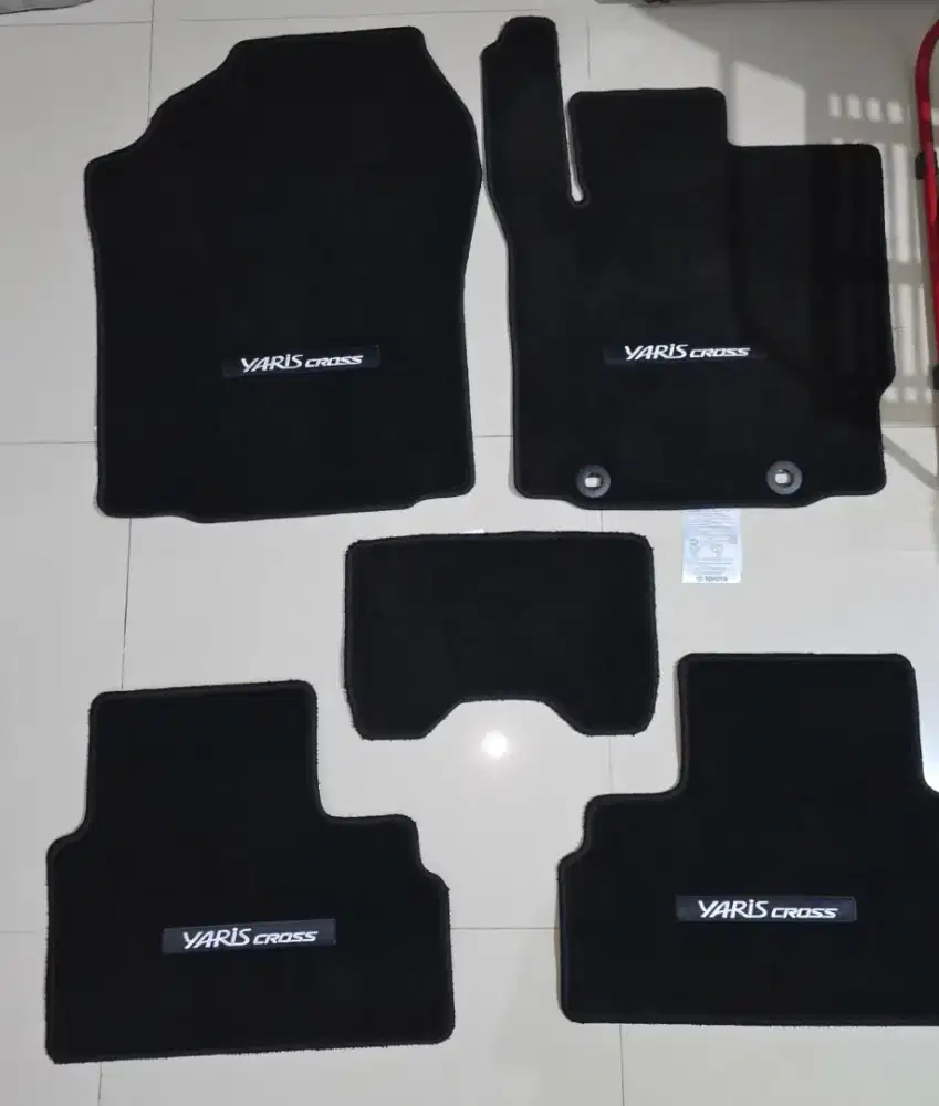 Karpet Original Yaris Cross Type G