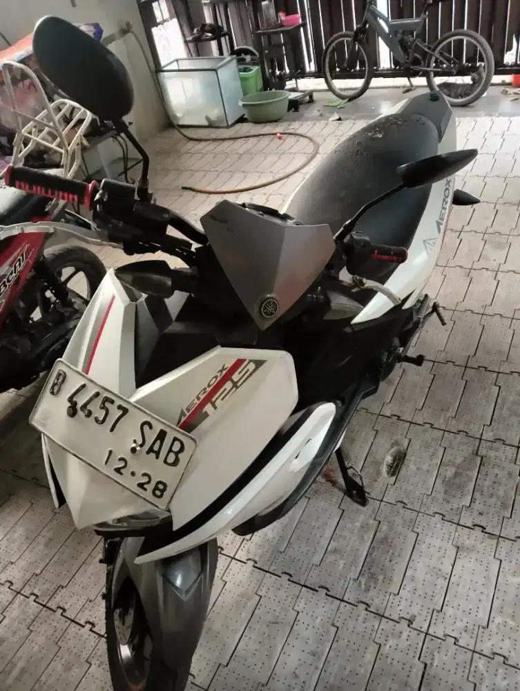 Yamaha Aerox 125LC 2016 Plat B Jakarta - Surat Lengkap BPKB STNK - 7,2