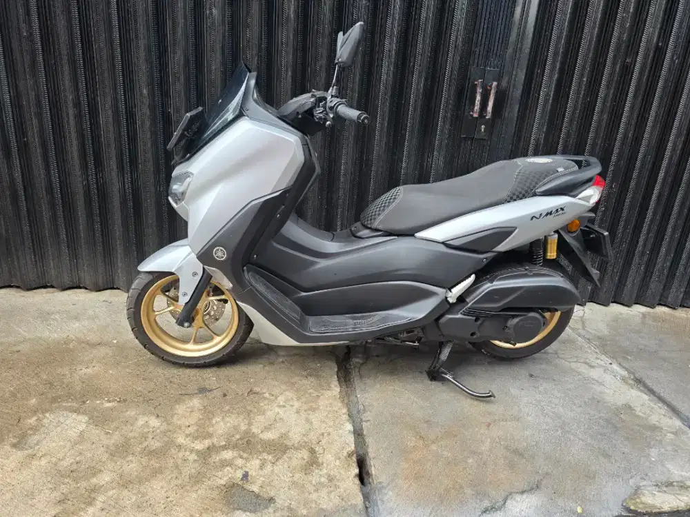 Nmax Connected 2021 Keyless Bagus murah mulus