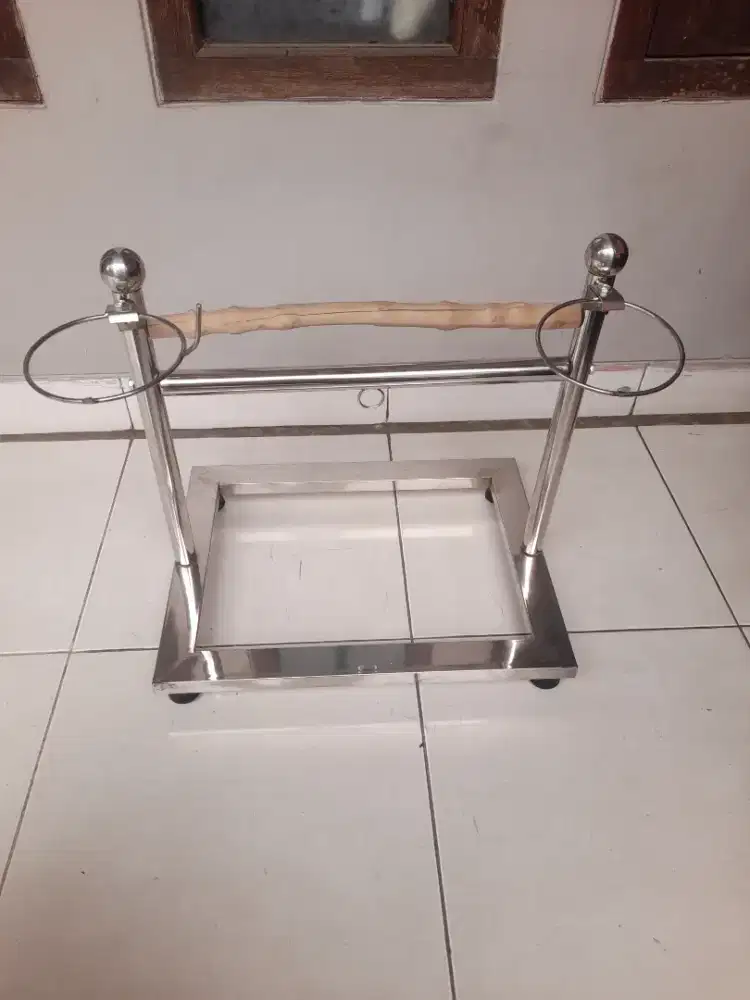 Tangkringan Burung Stainless