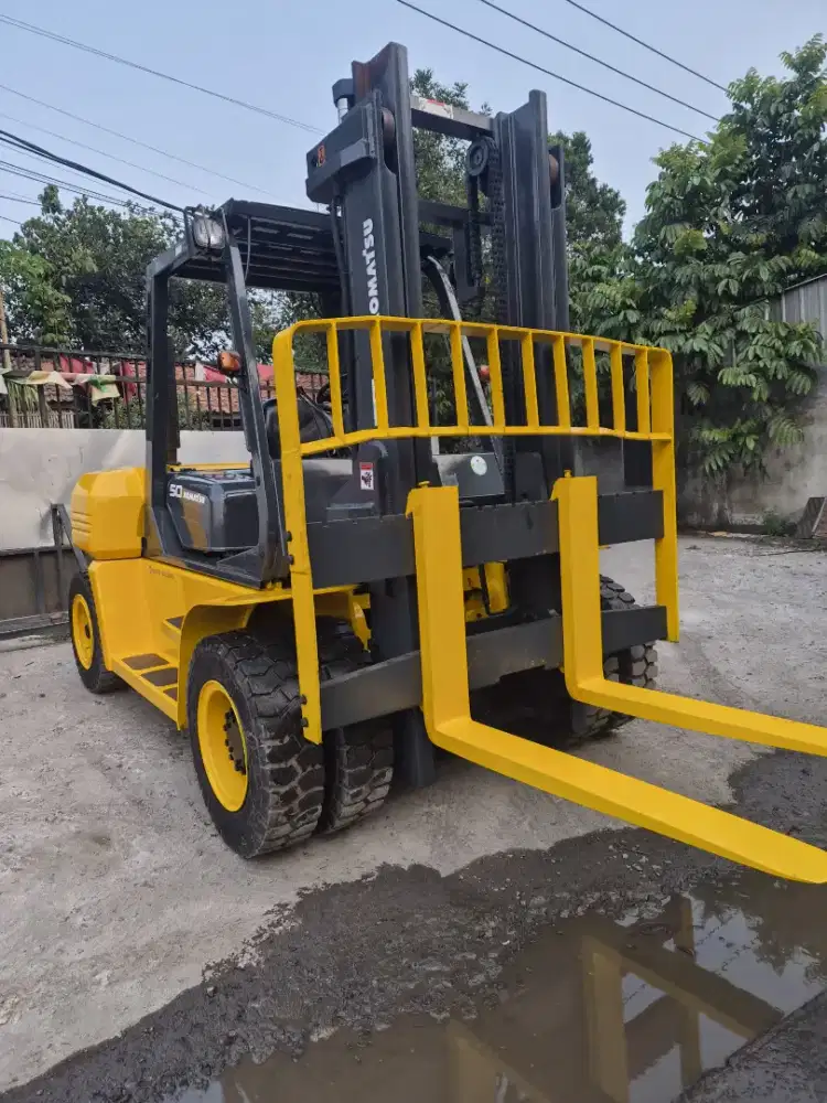 Forklift 5 Ton Komatsu 2010