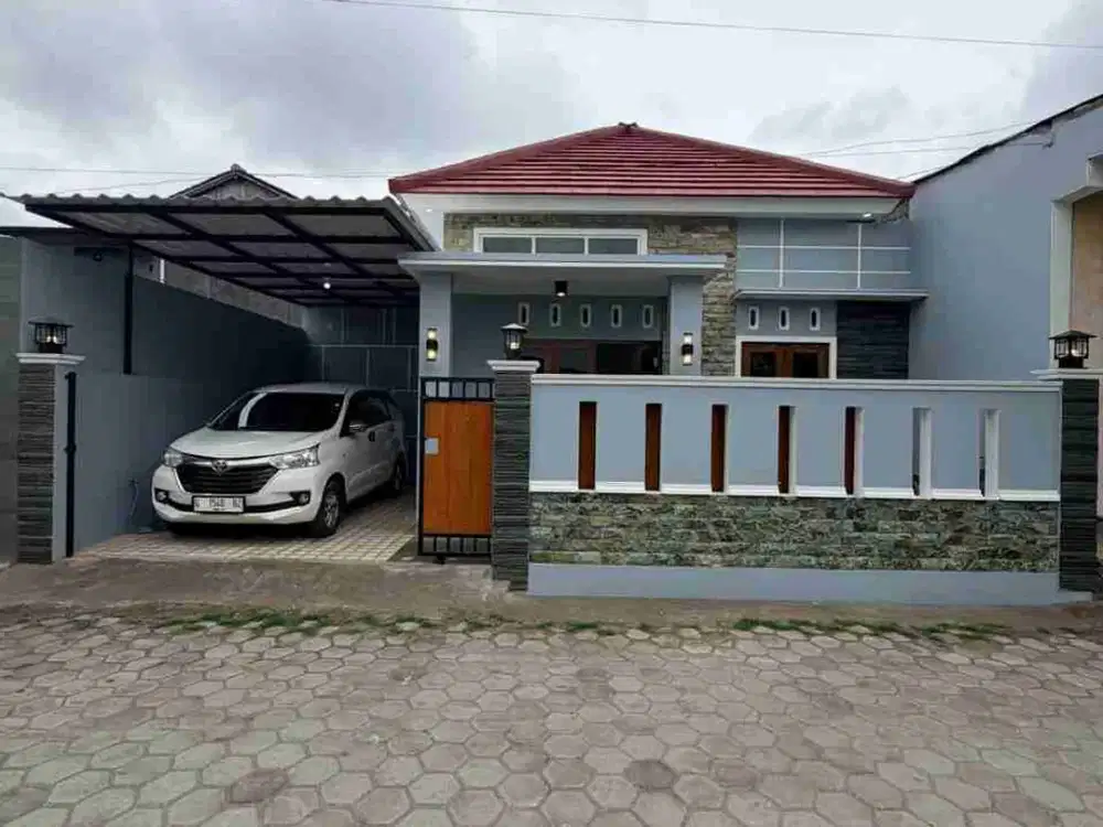 RUMAH BARU BIRU FRESH LIMASAN MODERN DENGAN TATA RUANG LEGA DI JALAN MAGELANG KM. 16 TRIHARJO