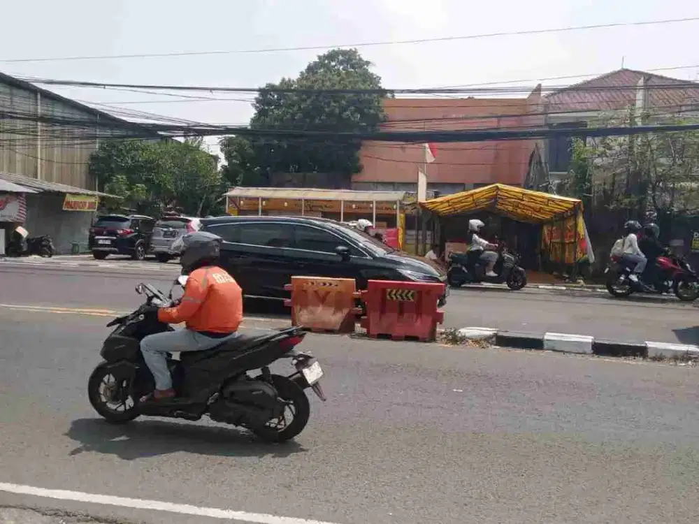 Tanah di Pinggir Jalan Raya, Harga dibawah NJOP