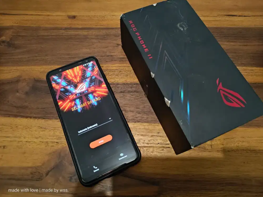 ASUS ROG Phone 2 . Kondisi 90% terawat