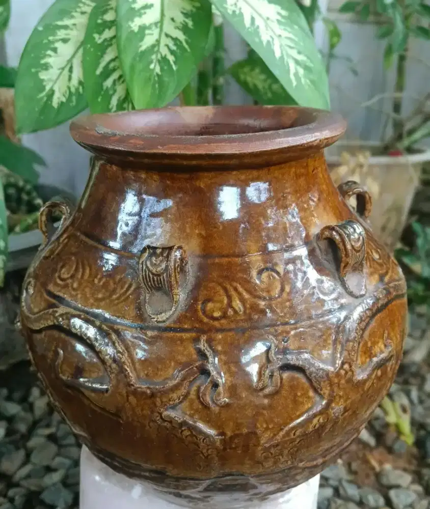 Guci Naga Jadul