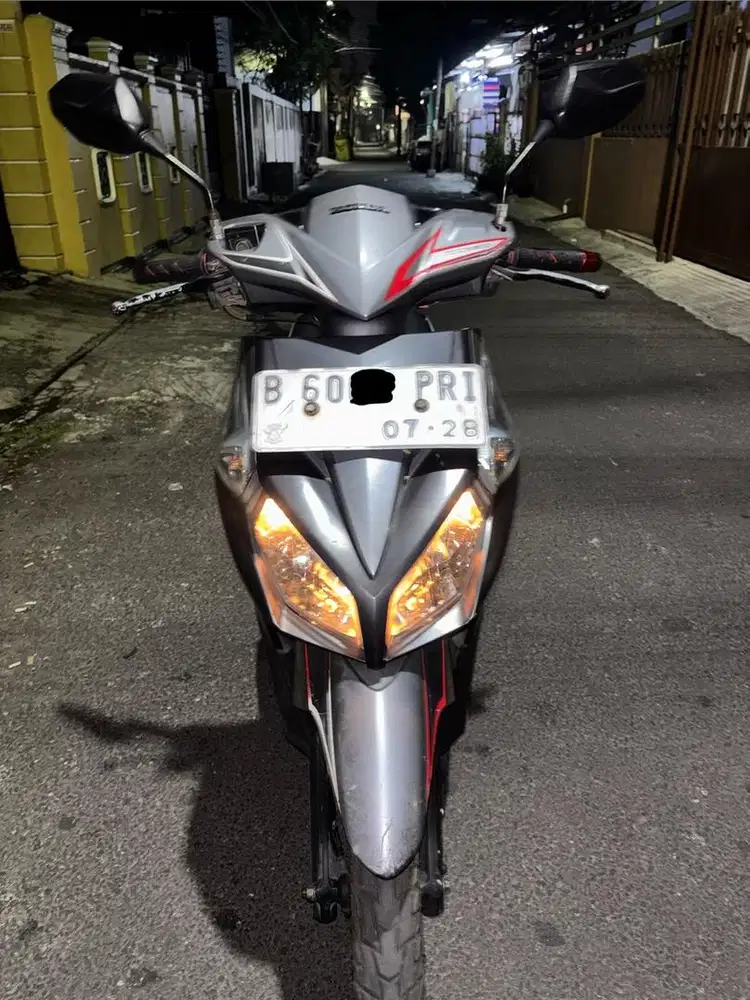 Dijual motor pakaian sendiri/ Pajak on panjang