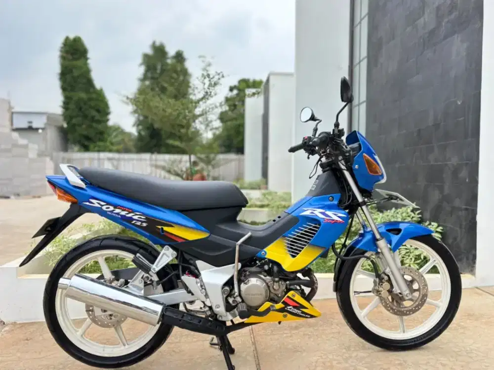 Honda sonic super nova