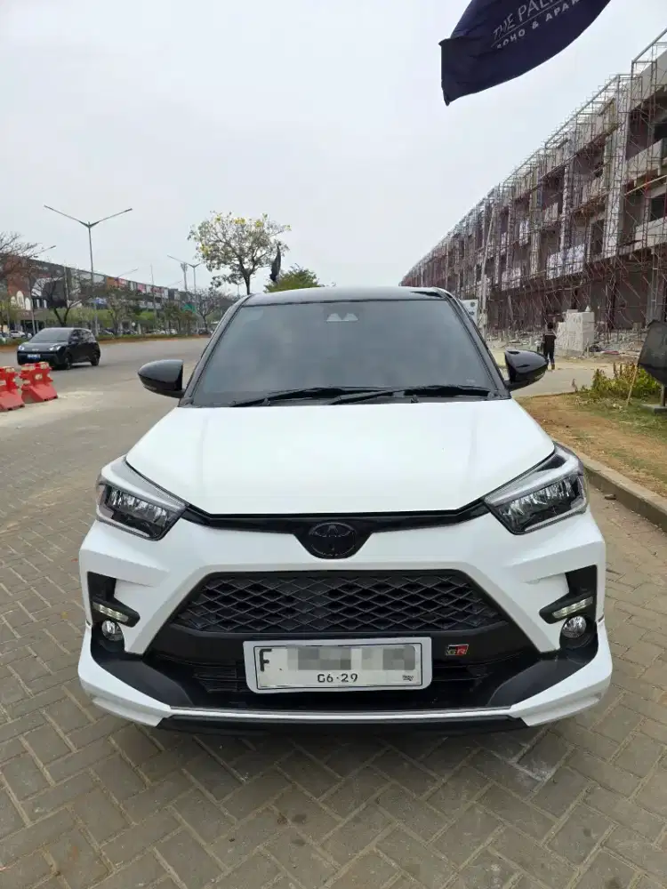 Low 29rb KM Raize GR 2024 TSS White Two Tone