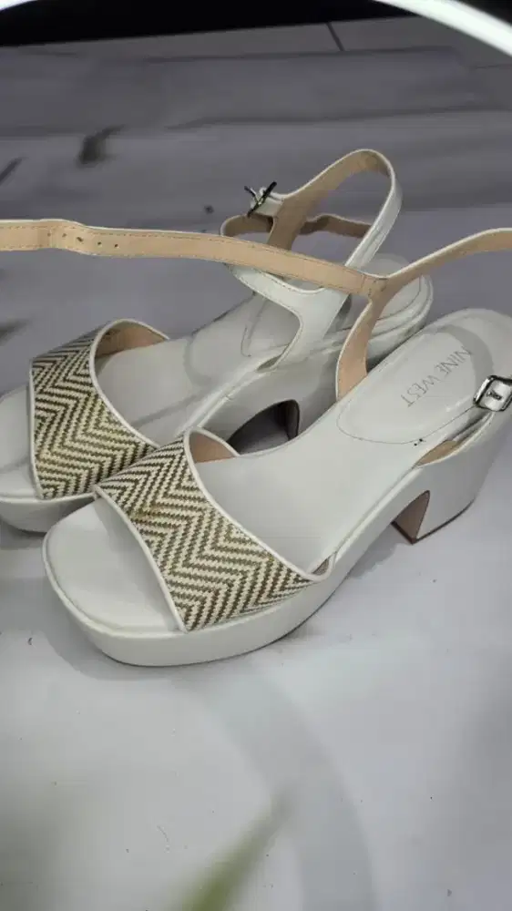 Wedgest ninewest