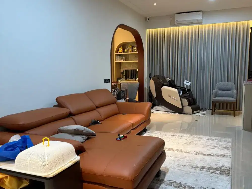 Dijual Rumah Mewah Citra 8 Hook 3 Lantai Full Furnished Jakbar